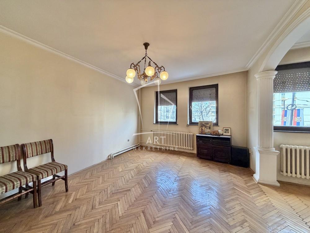 Stan na prodaju u Beogradu, Beograd na vodi, cetvorosoban, 99m2, cena 380000 evra