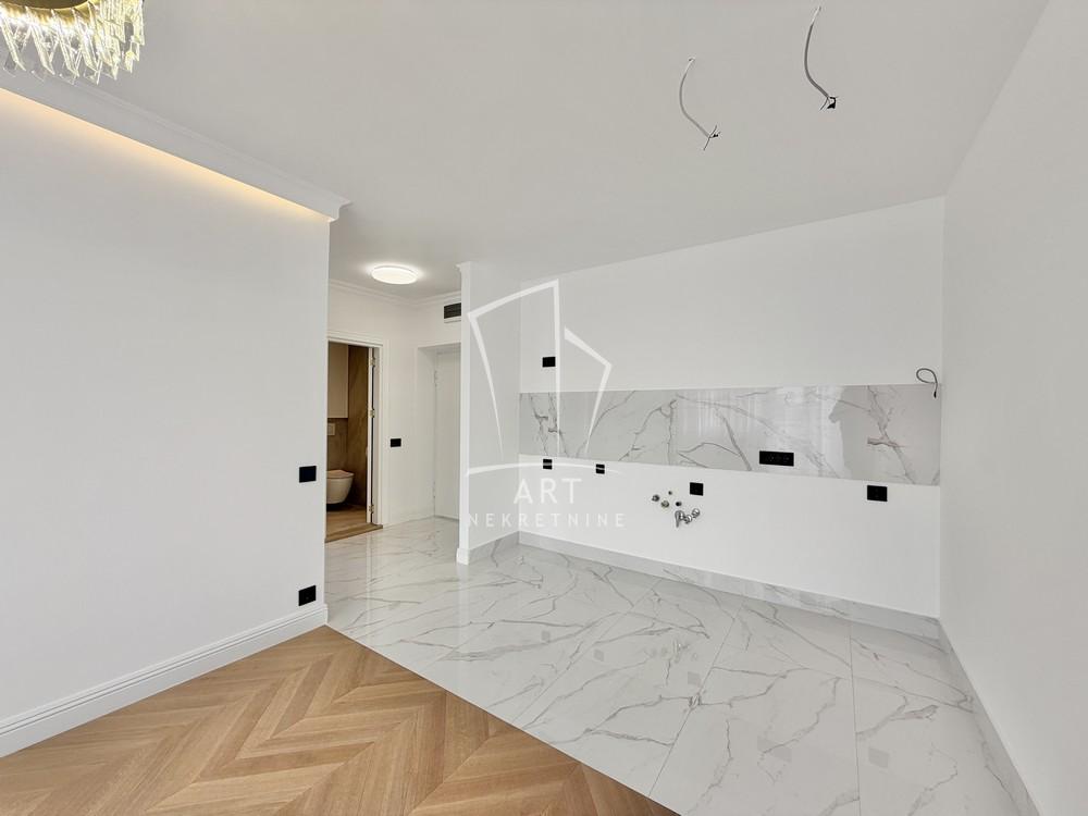 Stan na prodaju u Beogradu, Vračar, dvosoban, 43m2, cena 200000 evra