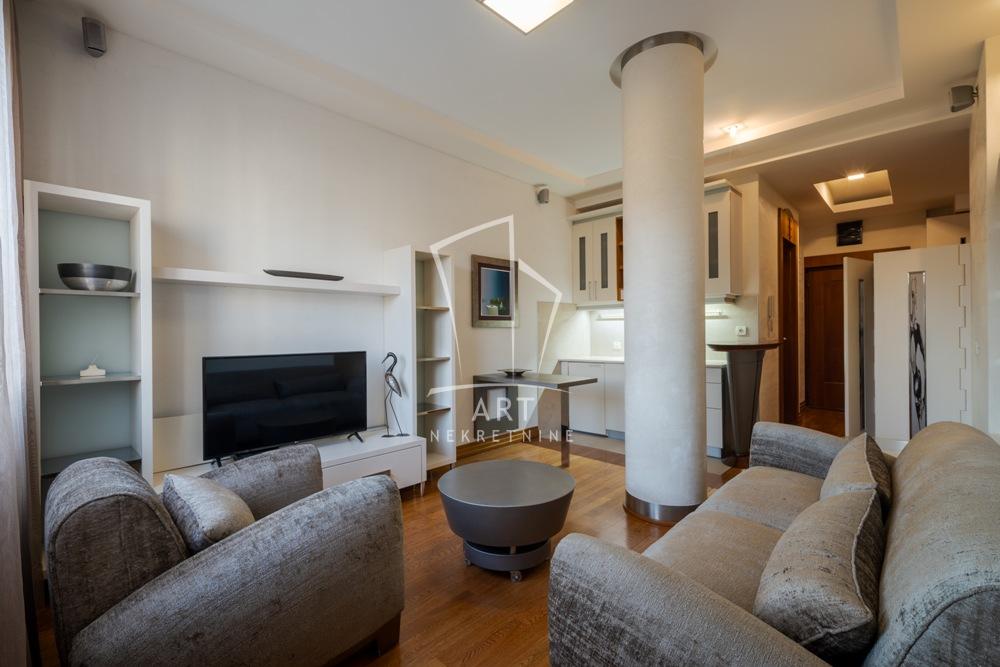 Stan na prodaju u Beogradu, Banovo brdo, trosoban, 137m2, cena 480000 evra