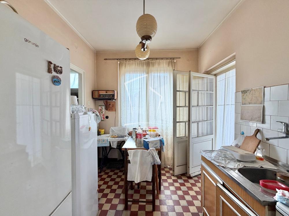 Stan na prodaju u Beogradu, Zvezdara, dvosoban, 59m2, cena 310000 evra