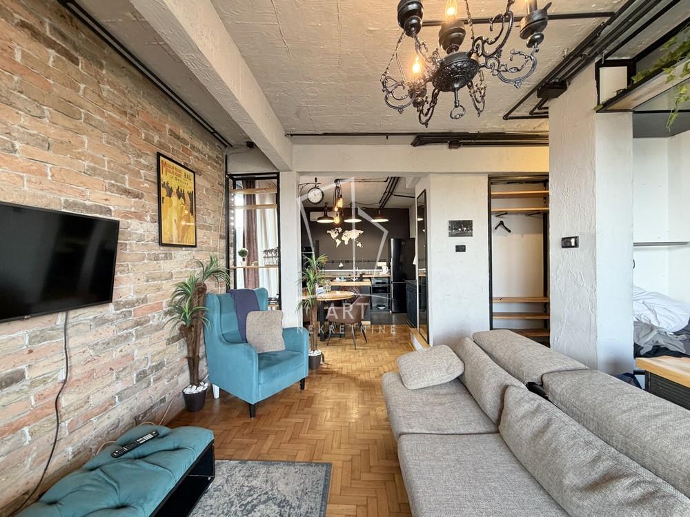 Stan na prodaju u Beogradu, Novi Beograd blok 11C (Stari Merkator), jednoiposoban, 38m2, cena 155000 evra