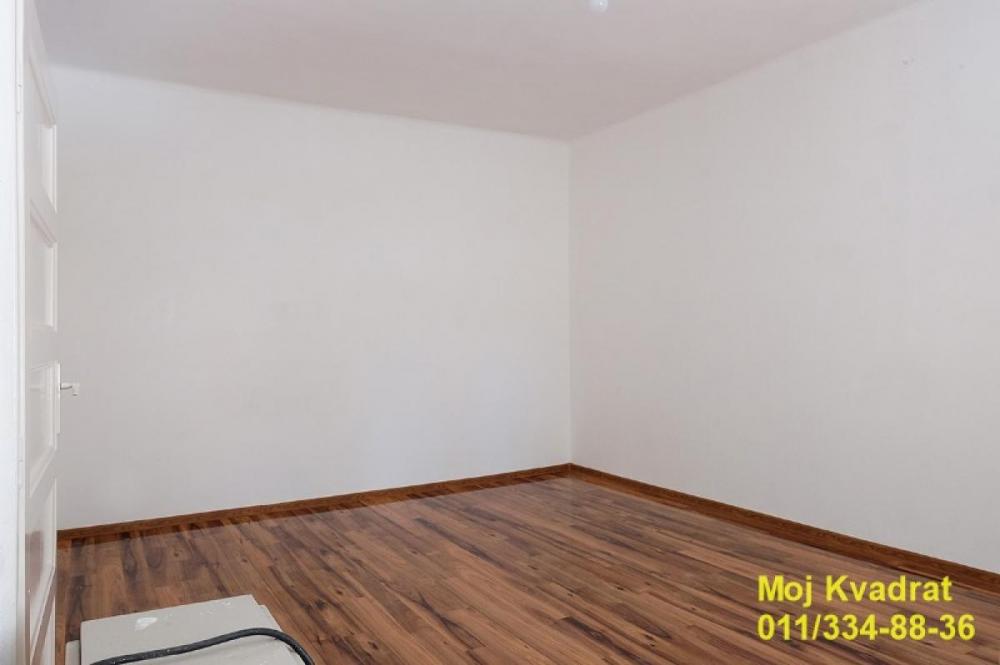 Stan na prodaju u Beogradu, Južni bulevar, dvosoban, 69m2, cena 195000 evra