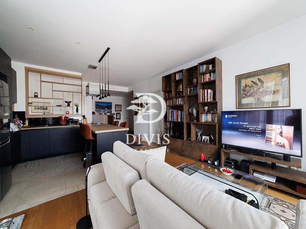 Stan na prodaju u Beogradu, Savski venac, cetvorosoban, 107m2, cena 684800 evra