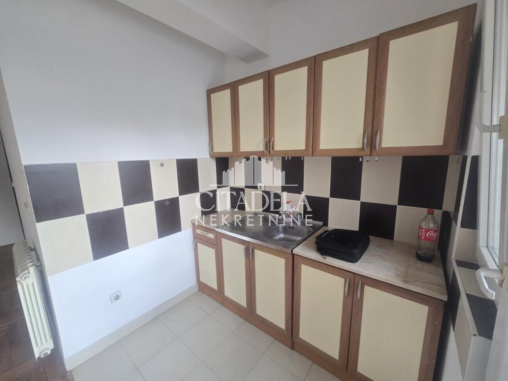 Stan na prodaju u Beogradu, Mirijevo, jednoiposoban, 39m2, cena 99500 evra