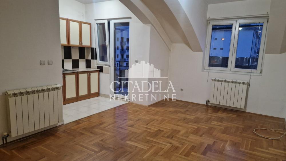 Stan na prodaju u Beogradu, Mirijevo, jednoiposoban, 39m2, cena 99500 evra