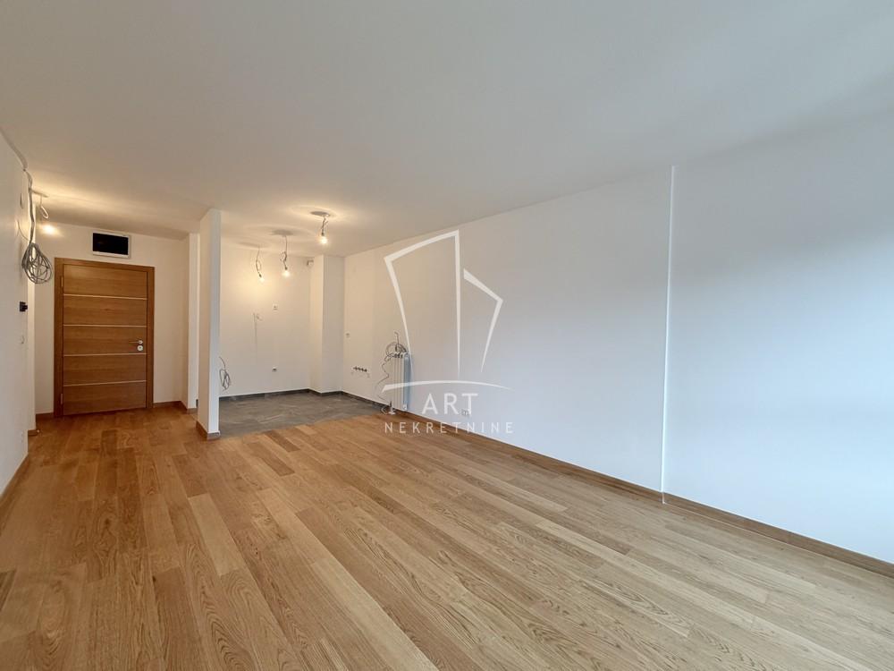 Stan na prodaju u Beogradu, Novi Beograd, dvosoban, 59m2, cena 305000 evra