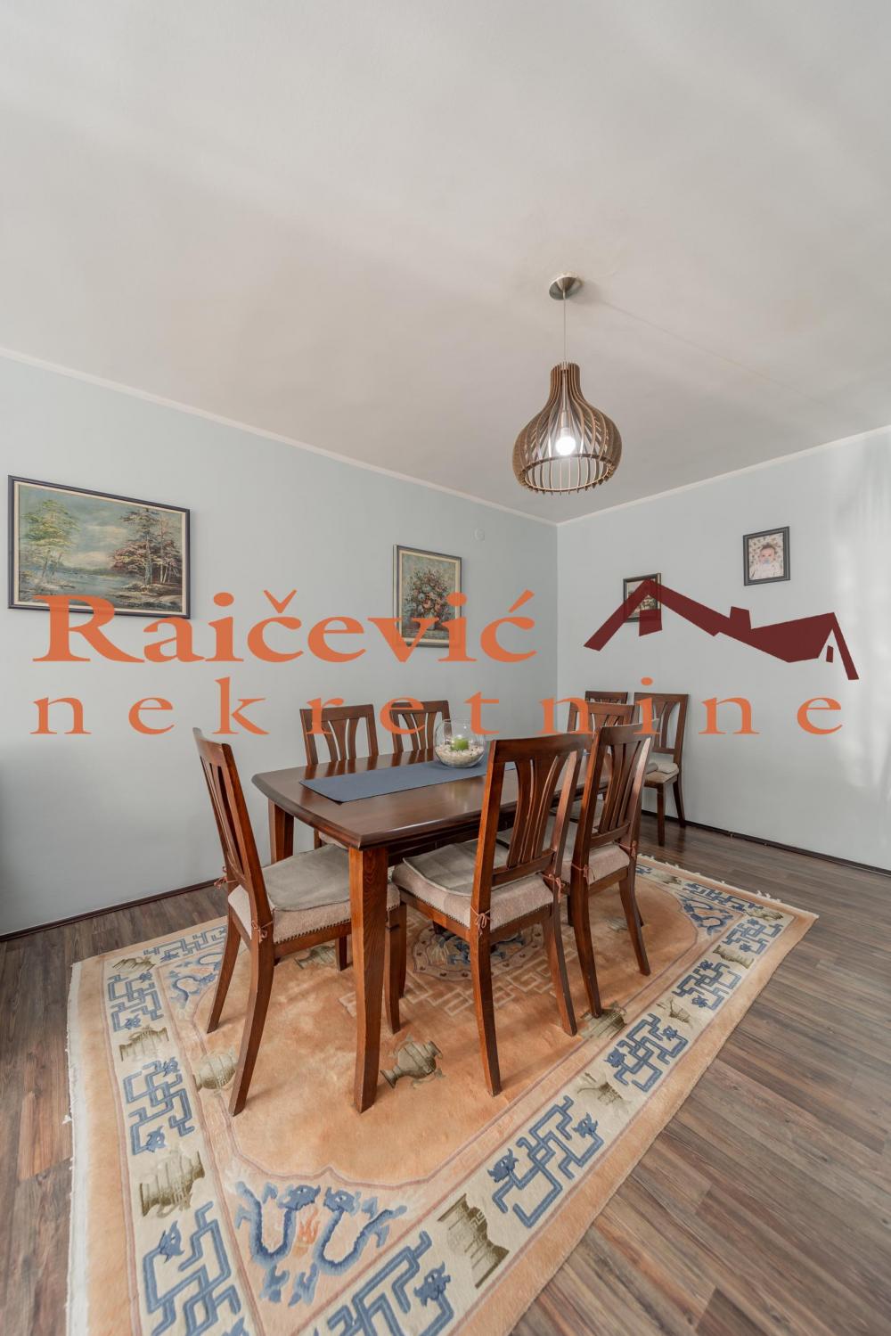 Stan na prodaju u Beogradu, Novi Beograd blok 37, dvoiposoban, 67m2, cena 233000 evra