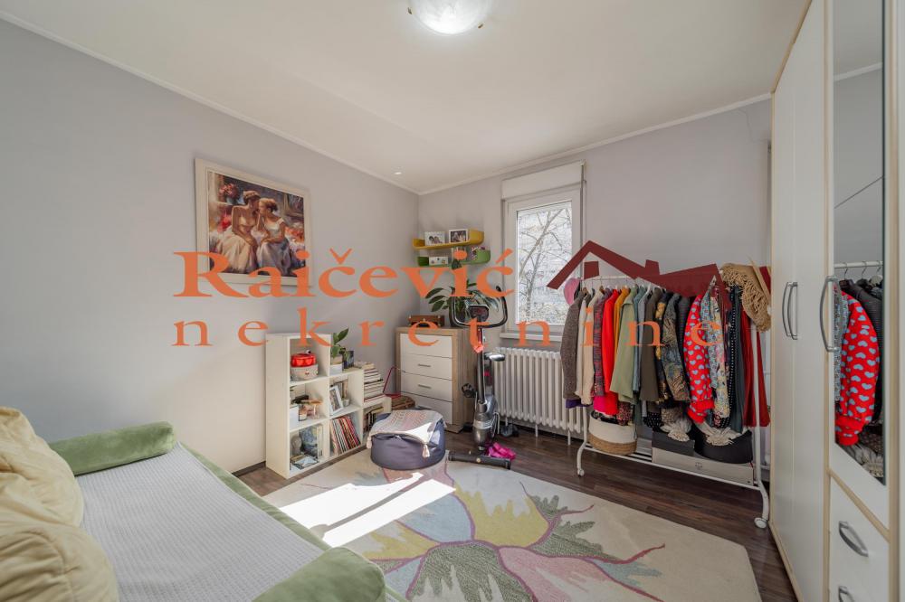 Stan na prodaju u Beogradu, Novi Beograd blok 37, dvoiposoban, 67m2, cena 233000 evra