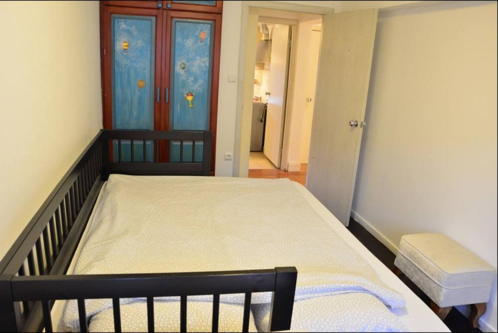 Stan na prodaju u Beogradu, Kalenić pijaca, trosoban, 82m2, cena 320000 evra