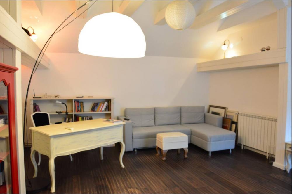 Stan na prodaju u Beogradu, Kalenić pijaca, trosoban, 82m2, cena 320000 evra