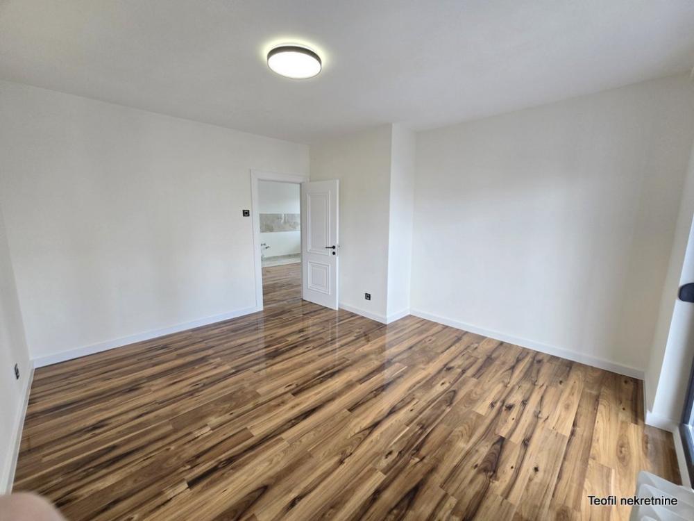 Stan na prodaju u Beogradu, Južni bulevar, trosoban, 75m2, cena 299000 evra