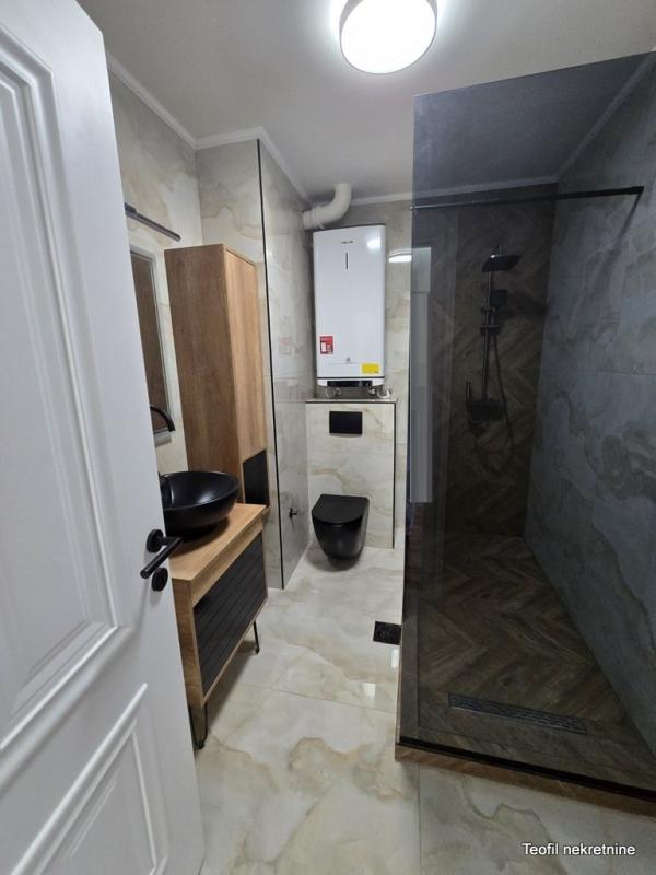 Stan na prodaju u Beogradu, Južni bulevar, trosoban, 75m2, cena 299000 evra