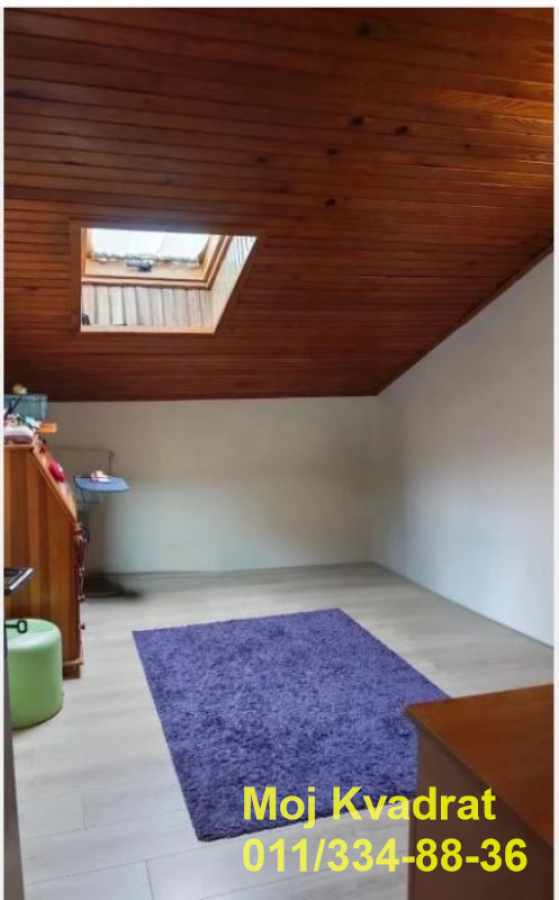 Stan na prodaju u Beogradu, Cerak, trosoban, 85m2, cena 143000 evra