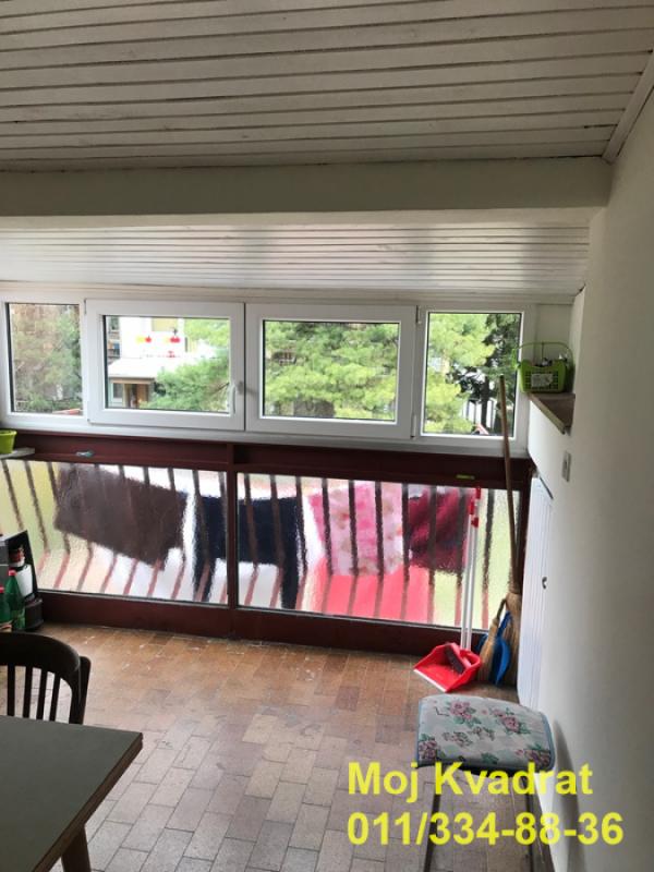 Stan na prodaju u Beogradu, Cerak, trosoban, 85m2, cena 143000 evra