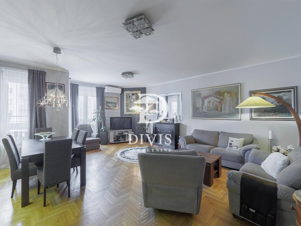 Stan na prodaju u Beogradu, Neimar, 196m2, cena 530000 evra