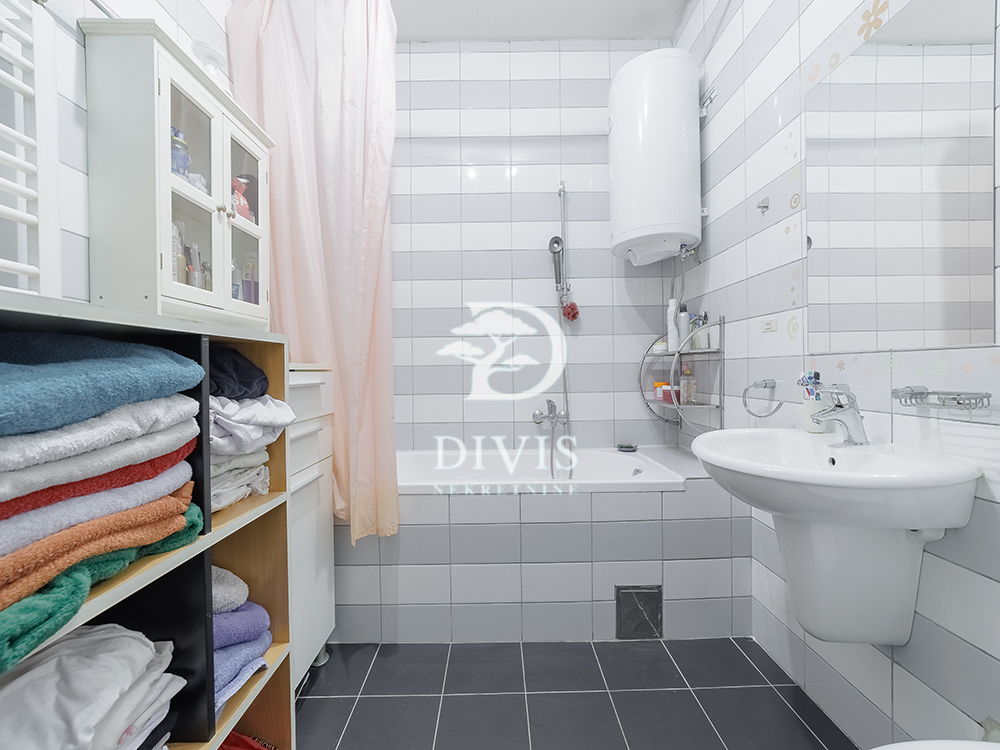 Stan na prodaju u Beogradu, Neimar, 196m2, cena 530000 evra