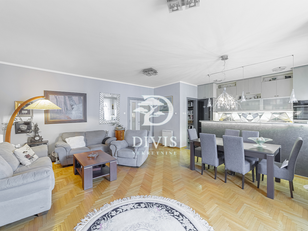 Stan na prodaju u Beogradu, Neimar, 196m2, cena 530000 evra