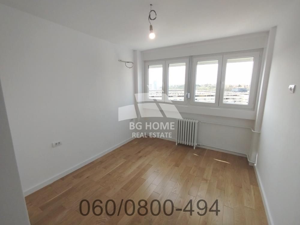 Stan na prodaju u Beogradu, Novi Beograd, cetvorosoban, 95m2, cena 325000 evra