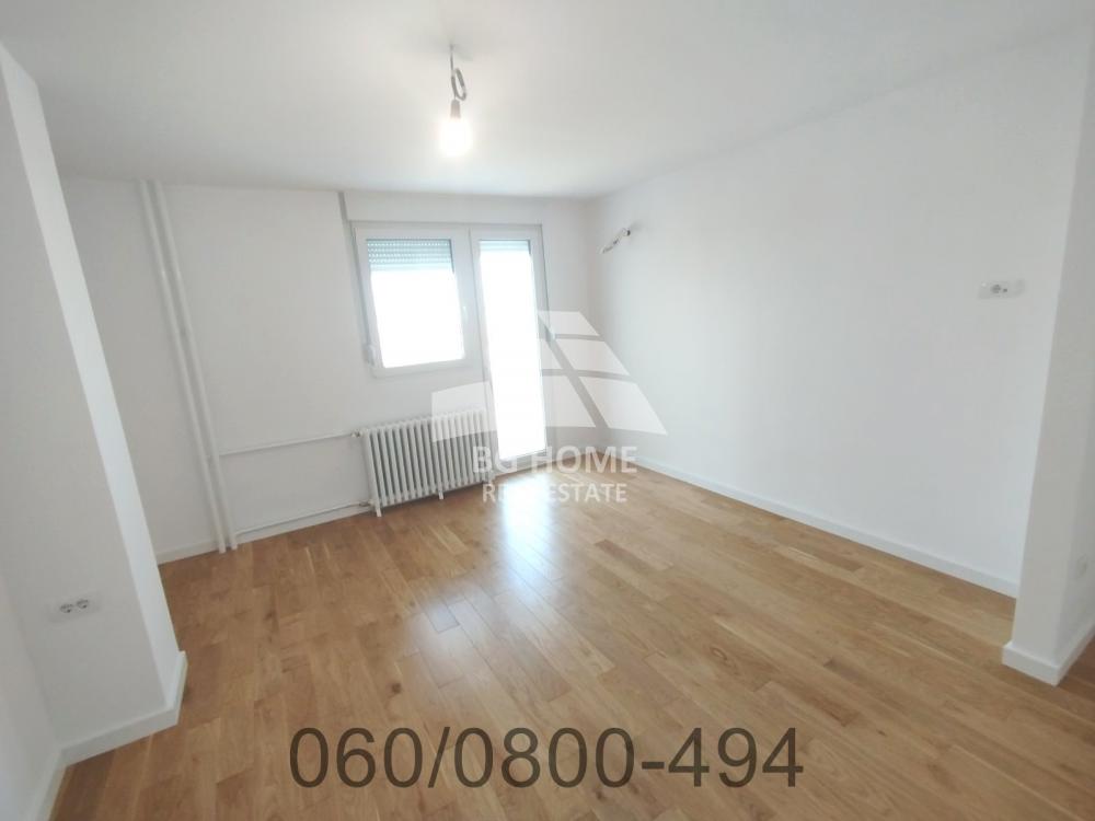 Stan na prodaju u Beogradu, Novi Beograd, cetvorosoban, 95m2, cena 325000 evra