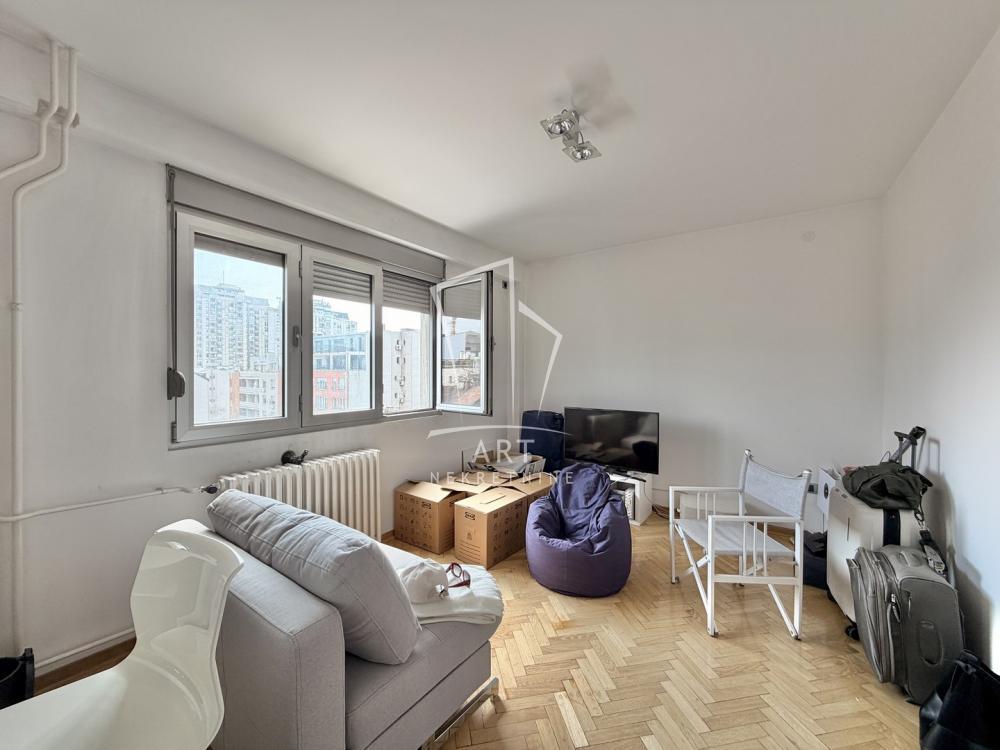 Stan na prodaju u Beogradu, Crveni Krst, dvosoban, 48m2, cena 200000 evra