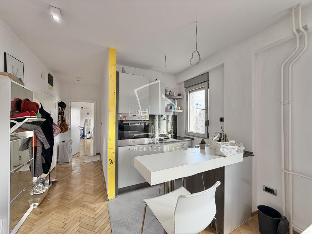 Stan na prodaju u Beogradu, Crveni Krst, dvosoban, 48m2, cena 200000 evra