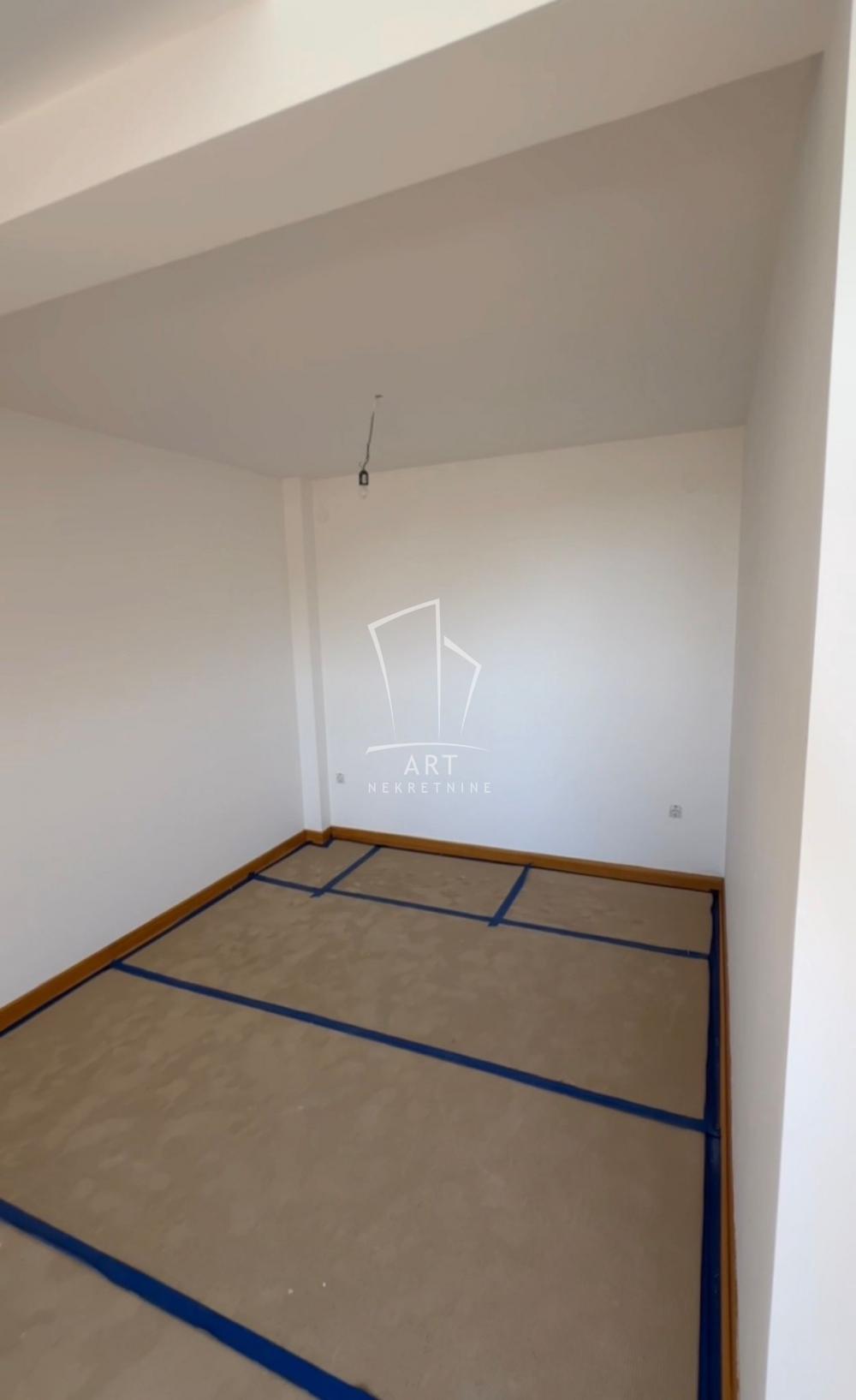 Stan na prodaju u Beogradu, Jajinci, trosoban, 127m2, cena 191500 evra