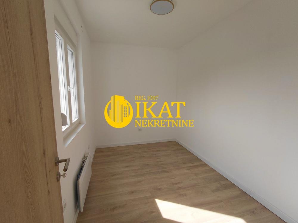 Stan na prodaju u Beogradu, Zvezdara, cetvorosoban, 74m2, cena 224000 evra