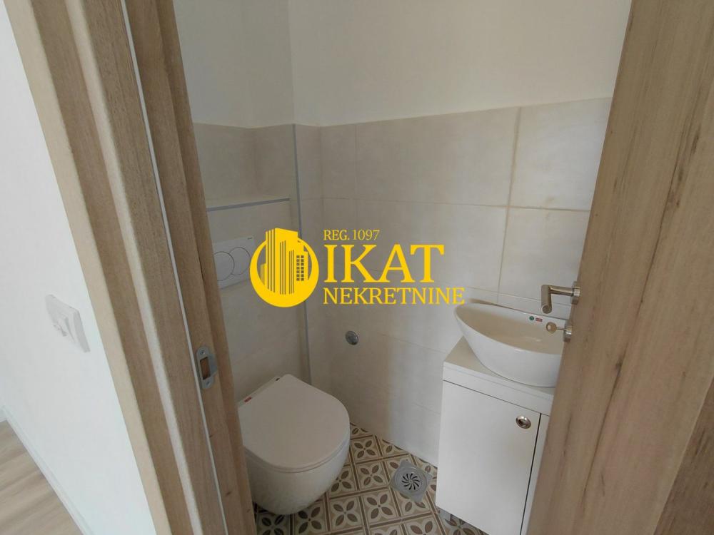 Stan na prodaju u Beogradu, Zvezdara, cetvorosoban, 74m2, cena 224000 evra