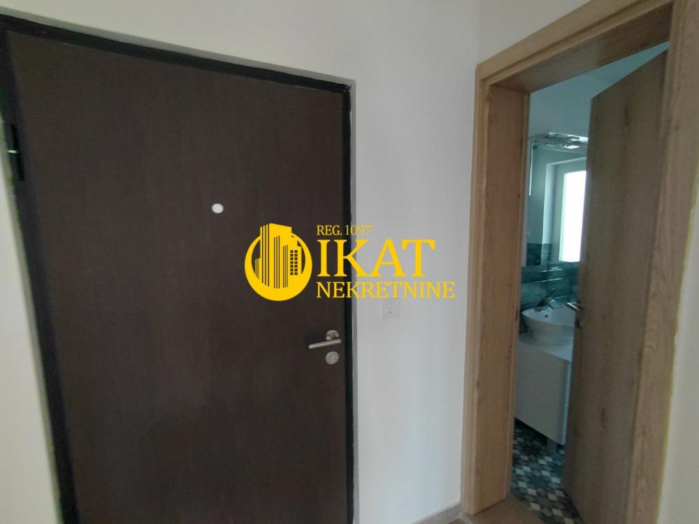 Stan na prodaju u Beogradu, Zvezdara, cetvorosoban, 74m2, cena 224000 evra