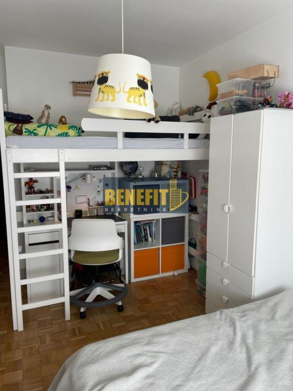 Stan na prodaju u Beogradu, Prvomajska, dvosoban, 66m2, cena 185000 evra