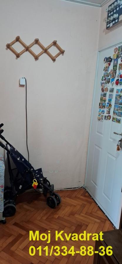 Stan na prodaju u Beogradu, Zemun polje, jednosoban, 31m2, cena 69000 evra