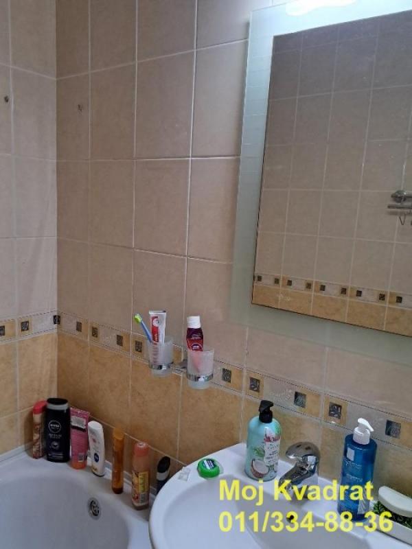 Stan na prodaju u Beogradu, Novi Beograd blok 45 (TC Enjub), dvosoban, 66m2, cena 245000 evra