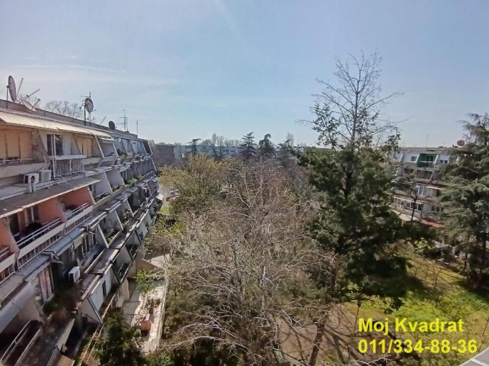 Stan na prodaju u Beogradu, Novi Beograd blok 45 (TC Enjub), dvosoban, 66m2, cena 245000 evra