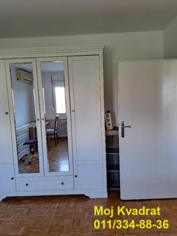 Stan na prodaju u Beogradu, Novi Beograd blok 45 (TC Enjub), dvosoban, 66m2, cena 245000 evra