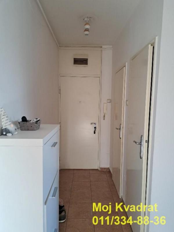 Stan na prodaju u Beogradu, Novi Beograd blok 45 (TC Enjub), dvosoban, 66m2, cena 245000 evra