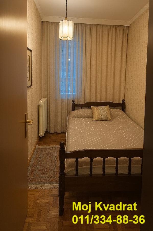 Stan na prodaju u Beogradu, Karađorđev park, cetvorosoban, 73m2, cena 310000 evra