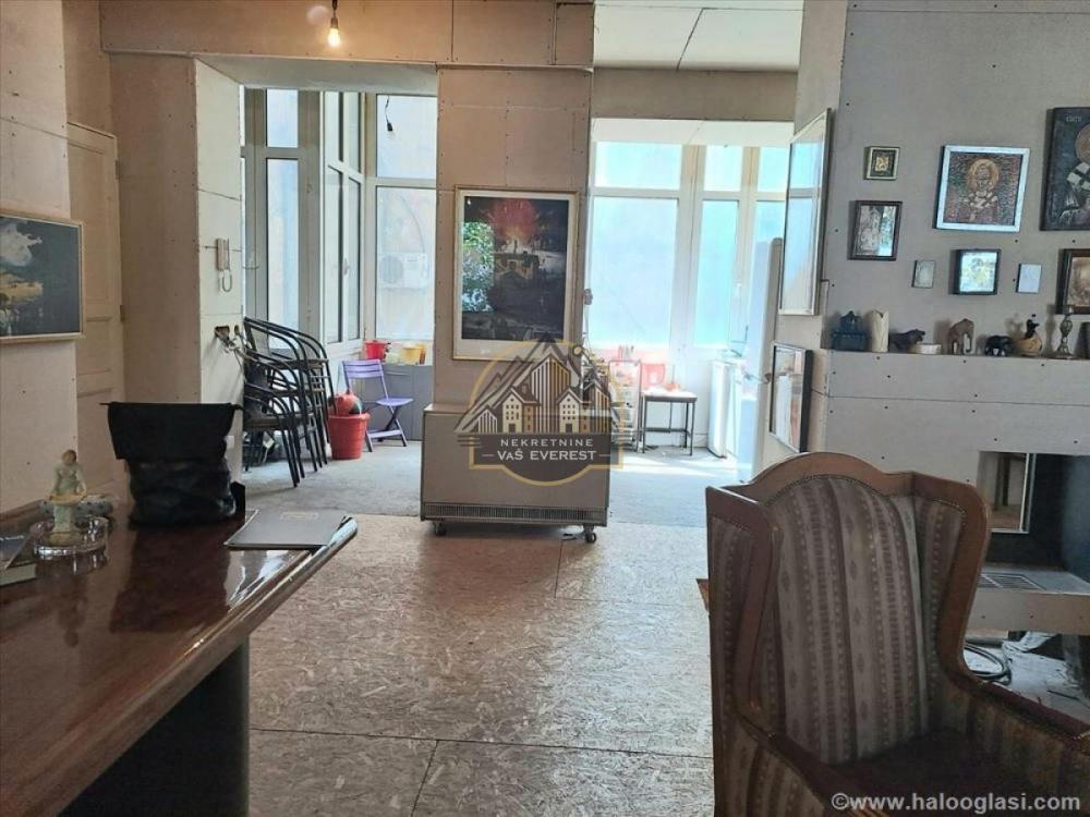 Stan na prodaju u Beogradu, Vračar (Centar), trosoban, 72m2, cena 328500 evra