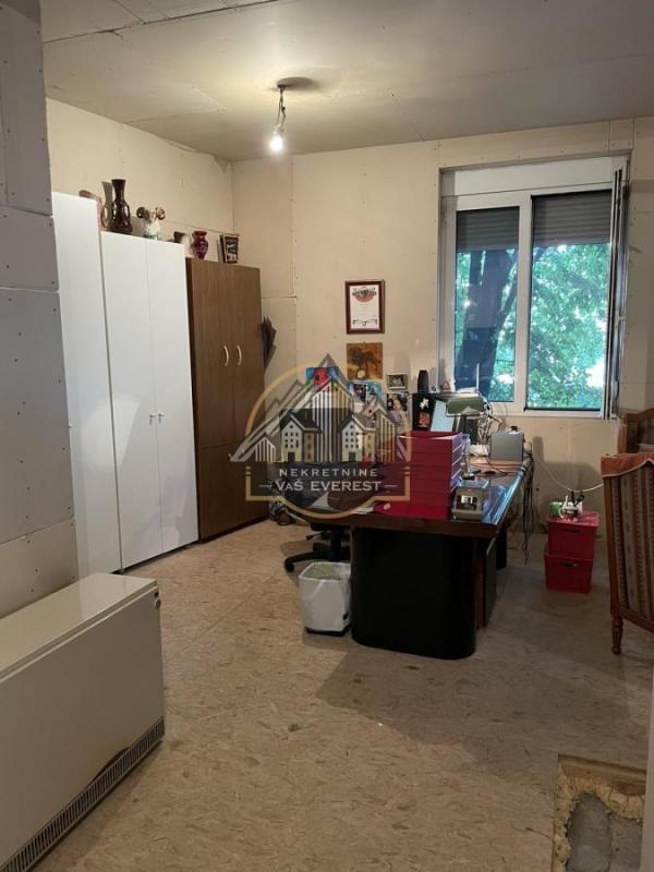 Stan na prodaju u Beogradu, Vračar (Centar), trosoban, 72m2, cena 328500 evra