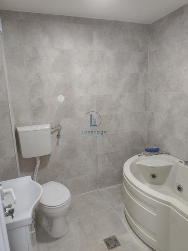 Stan na prodaju u Beogradu, Žarkovo, dvoiposoban, 66m2, cena 165000 evra