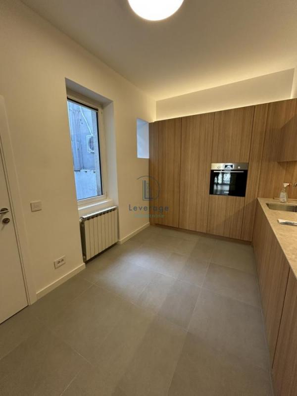 Stan na prodaju u Beogradu, Dorćol, trosoban, 130m2, cena 620000 evra