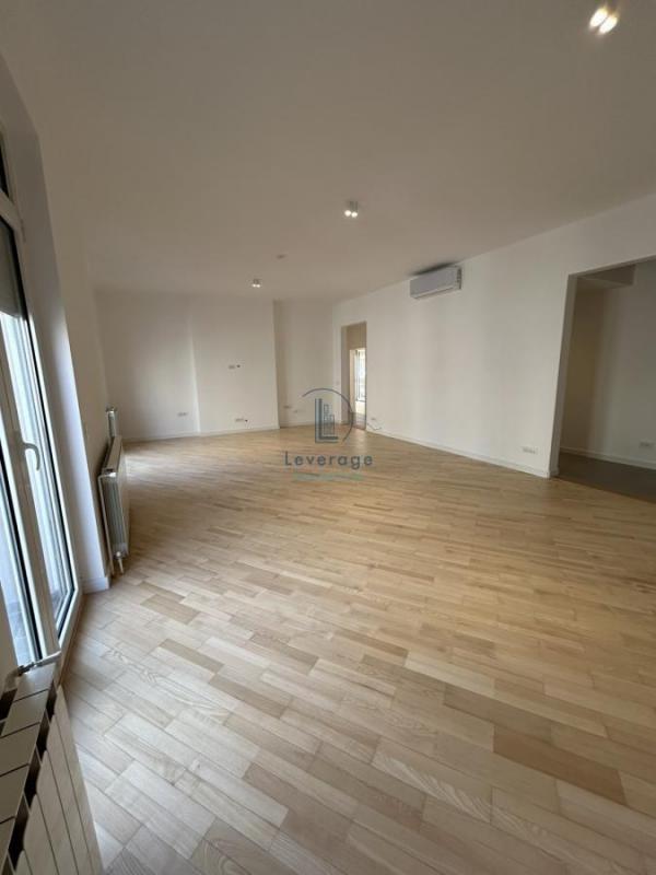 Stan na prodaju u Beogradu, Dorćol, trosoban, 130m2, cena 620000 evra