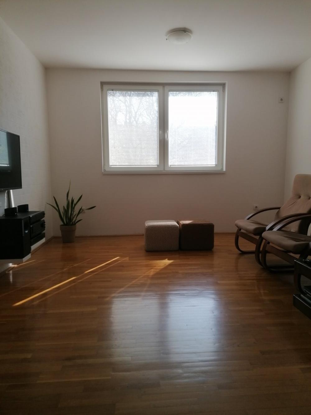 Stan na prodaju u Beogradu, Karaburma, cetvorosoban, 101m2, cena 280000 evra