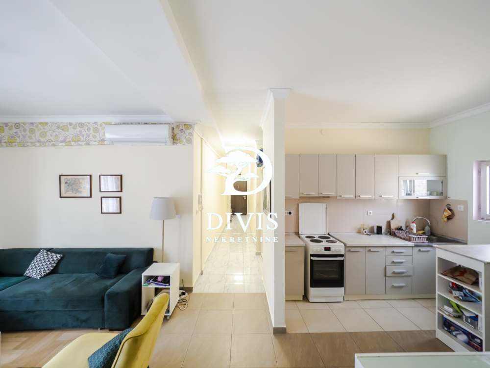 Stan na prodaju u Beogradu, Stari grad, trosoban, 64m2, cena 395000 evra