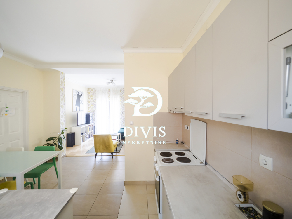 Stan na prodaju u Beogradu, Stari grad, trosoban, 64m2, cena 395000 evra