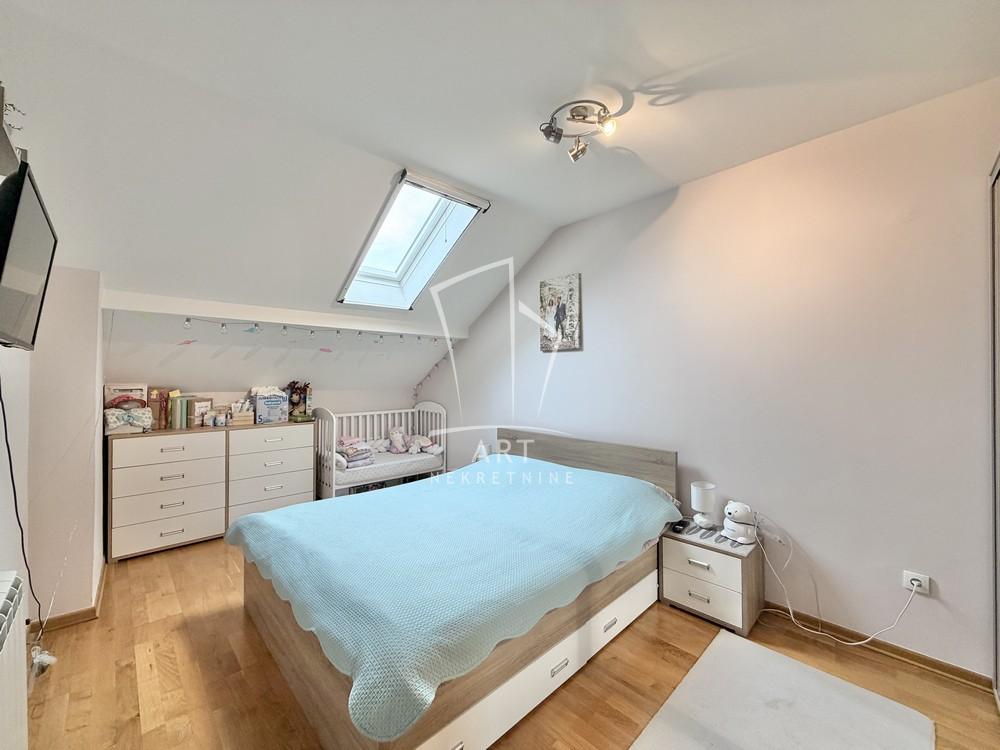 Stan na prodaju u Beogradu, Novi Beograd, trosoban, 78m2, cena 195000 evra