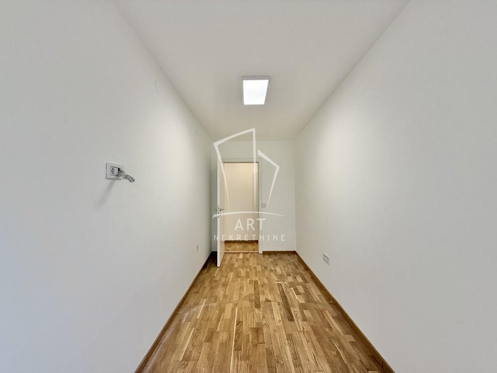 Stan na prodaju u Beogradu, Gornji Dorćol, troiposoban, 90m2, cena 405000 evra