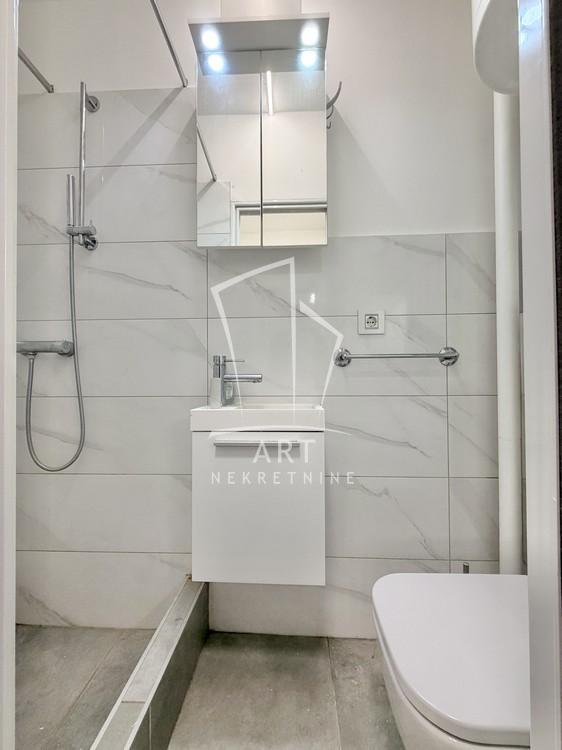 Stan na prodaju u Beogradu, Gornji Dorćol, troiposoban, 90m2, cena 405000 evra