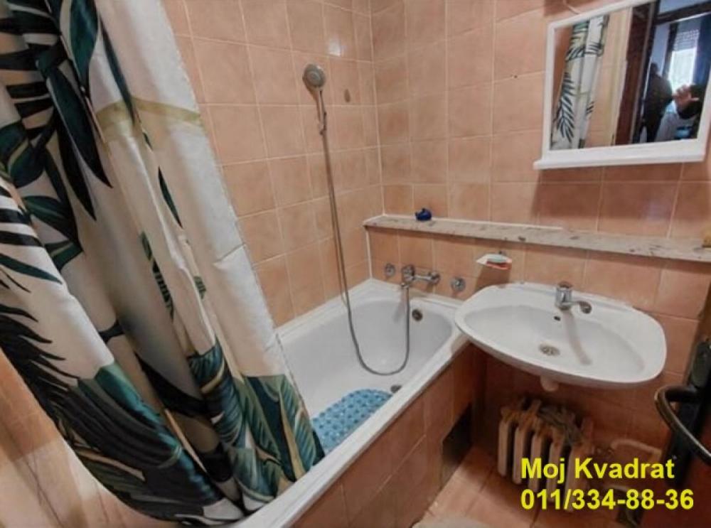 Stan na prodaju u Beogradu, Višnjička banja, trosoban, 88m2, cena 200000 evra