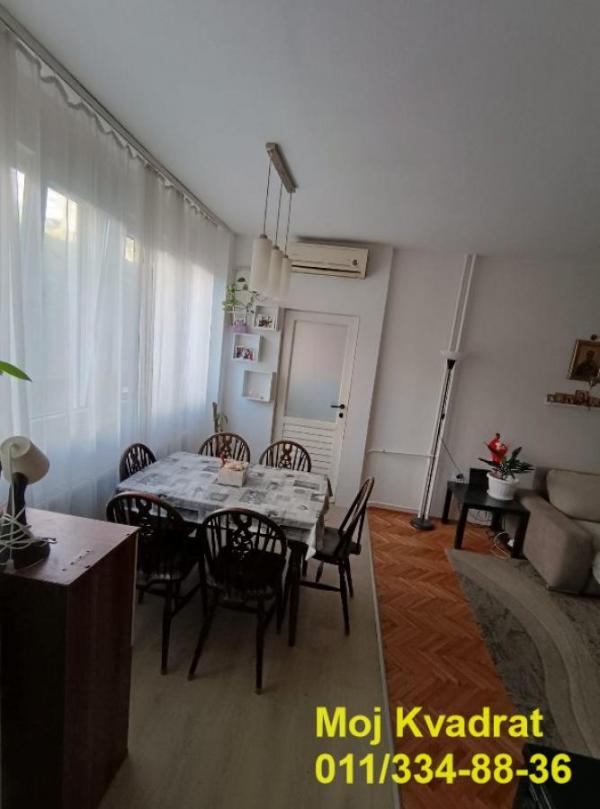 Stan na prodaju u Beogradu, Konjarnik, trosoban, 73m2, cena 210000 evra