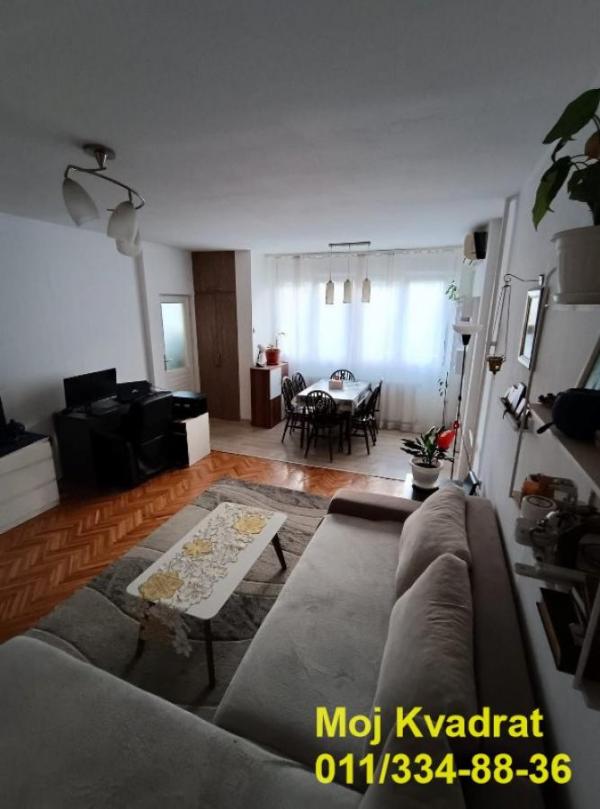 Stan na prodaju u Beogradu, Konjarnik, trosoban, 73m2, cena 210000 evra